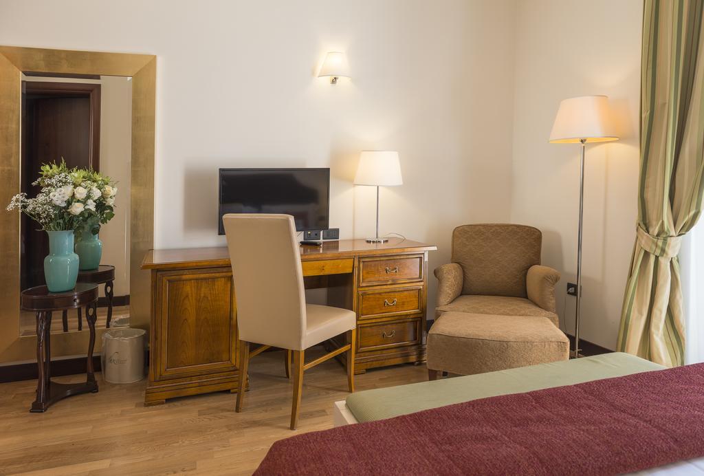 Gallery Hotel Recanati Exterior foto